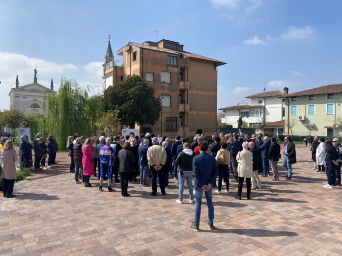 Francesco Rucco presenta la lista Rucco sindaco in Piazza Norma Cossetto a Polegge
