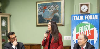 Zanettin apre campagna di Forza Italia con Rucco candidato sindaco di Vicenza, “valorizza” Palazzo Thiene e Università e ringrazia Licia Ronzulli LIcia Ronzulli, capogruppo di Forza Italia al Senato, a Vicenza tra Francesco Rucco e Pierantonio Zanettin