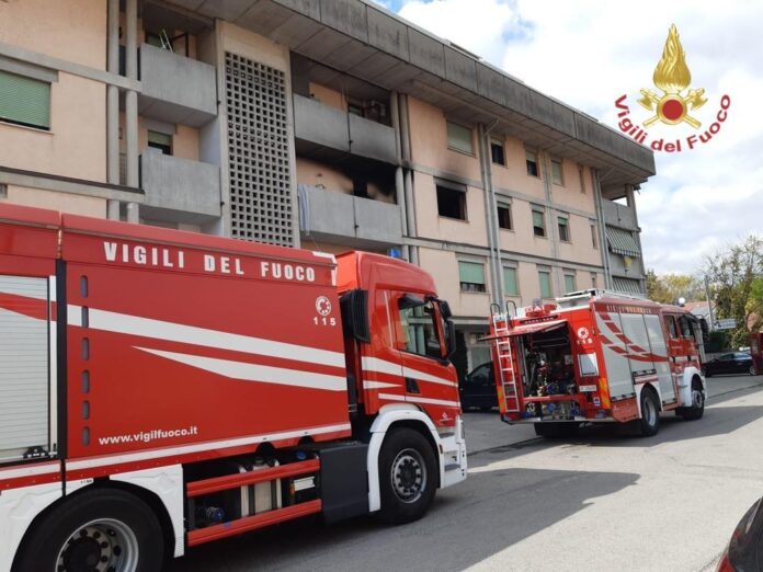 incendio appartamento palazzina cartigliano