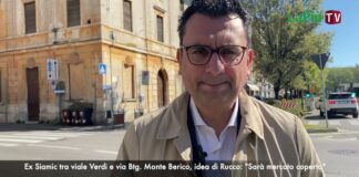 Ex Siamic mercato coperto come a Firenze? Rucco (candidato cdx): “Già PNRR per Campo Marzo, poi progetto finanza per immobile di Ipab e Provincia” Francesco Rucco di fronte a ex Siamic