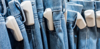 Taccheggiatrice minorenne sorpresa dopo 3 furti in centro commerciale di Vicenza minorenne taccheggiarice