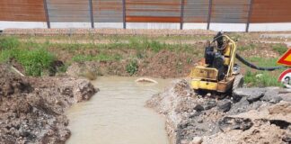 Strada Biron di Sotto a Vicenza, grossa perdita idrica durante lavori: intervento d’urgenza Viacqua biron di sotto