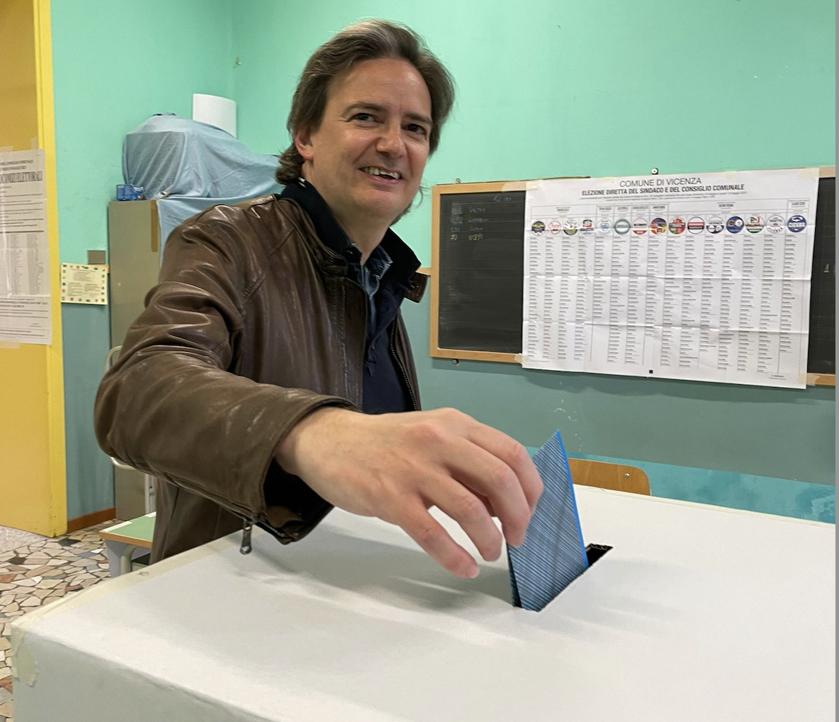 Edoardo Bortolotto vota
