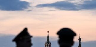 Russia dietro incendi e sabotaggi in Europa? L’allarme dei servizi di sicurezza