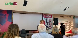 Analisi di Possamai: tra risposte a ViPiu e colleghi “emoziona” dubbio se andare a Roma o rimanere a Vicenza per suo primo 2 giugno Giacomo Possamai risponde ai giornalisti