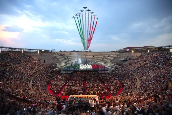 Arena di Verona: Aida 2023 e le Frecce Tricolori (Ennevi Foto)