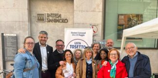 Augusto Bellon: “Mi sono dimesso da consigliere comunale perché altri svolgessero meglio quel ruolo, messaggio personale strumentalizzato dalla destra” Augusto Bellon a destra nella foto con Tosetto e altri candidati