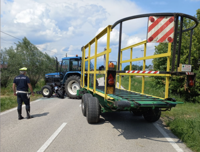 Bressanvido, scontro moto trattore