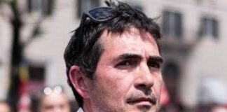 Fratoianni: “Ho una Tesla? E’ di mia moglie”. E lei: “Musk nazista, la venderemo”