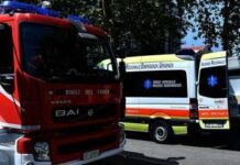 Frontale tra auto e bus con a bordo studenti, incidente a Maniago (Pordenone): un morto