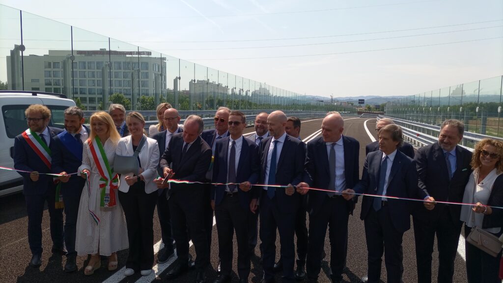 Inaugurazione Bretella dell'Albera: presenti tutte le autorità coinvolte 