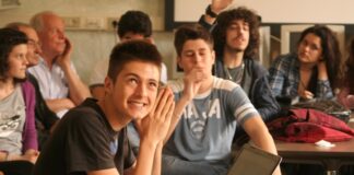 Liceo Economico Sociale (LES): lo difendono Unione Popolare, Alessandra Moretti (PD), Daniela Sbrolini (IV) e I docenti di “Salviamo il LES” Liceo Economico Sociale (LES)