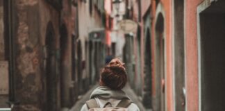 Codici: attenzione agli annunci per le case vacanza, le truffe sono in agguato anche online