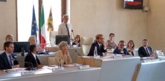I° consiglio comunale di Vicenza con Possamai sindaco: Zaramella presidente, Rucco non c’è, omaggio a Berlusconi, inattesi attacchi personali di Dalla Negra consiglio comunale zaramella
