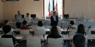 Servizio civile, giovani e Vicenza: un gruppo di volontari ha incontrato il sindaco Possamai servizio civile