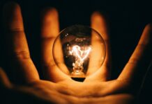 Luce e fine delle tutele: ecco la suddivisione per operatori delle province venete. Vicenza ad Enel Energia mercato tutelato luce