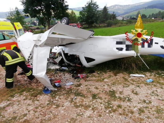 Asiago, aereo precipita, in soccorso i Vigili del fuoco