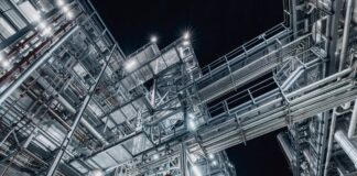 Fabbrica Italiana Sintetici acquisita da Bain Capital Private Equity. La F.I.S. di Montecchio Maggiore è leader nei principi attivi per l’industria farmaceutica FIS, Fabbrica Italiana Sintetici