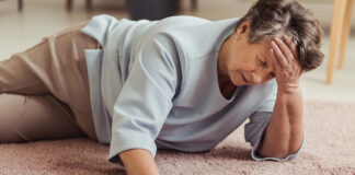 Cade in casa di notte e non riesce a rialzarsi, Polizia di Stato di Vicenza salva anziana signora. Questore Sartori: un altro caso di solitudine Incidente domestico, interviene in soccorso Polizia di Stato (foto di repertorio)