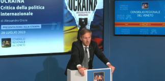 Orsini e la lezione a Venezia sull’Ucraina: “Non piego la testa”. Ma dure critiche bipartisan, Zanettin (FI): “Iniziativa imbarazzante”. Camani (PD): “Umiliazione dell’istituzione”