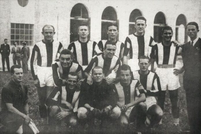 Vicenza 1942-43 Colaussi è il primo giocatore in piedi a destra