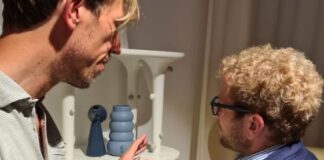 Il sindaco Possamai in visita al “Matteo Cibic studio” in contra’ Riale Matteo Cibic Studio: il sindaco Possamai in visita in contra' Riale