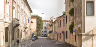 Le vie di Vicenza. Soccorso Soccorsetto, l’ex cinema porno Kursaal di fronte al Comando di Polizia Locale Soccorso Soccorsetto, sede attuale del Comando della Polizia locale di Vicenza