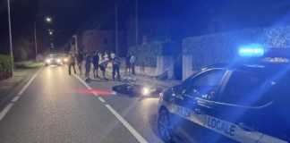 Chiuppano, Polizia Locale Nordest Vicentino: sinistro stradale moto-autocarro, il motociclista 52enne di Carrè riporta gravi lesioni alla gamba sinistra Chiuppano, incidente tra moto e autocarro: interviene Polizia Locale Nordest Vicentino