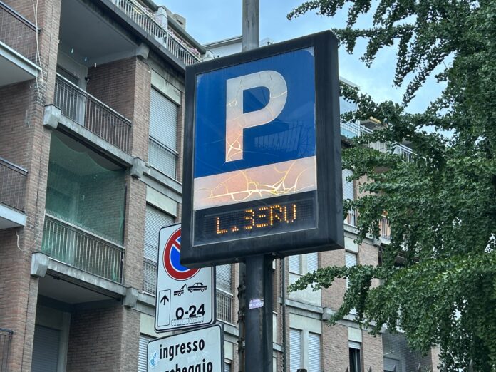 GPS, display praticamente non funzionante al park Santa Corona il 10 agosto 2023 GPS, display praticamente non funzionante al park Santa Corona il 10 agosto 2023