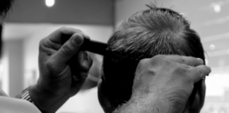 GdF Vicenza: 13 lavoratori in nero in città e provincia tra cui un albanese e un brasiliano da un barbiere marocchino del quartiere Sant’Andrea GdF Vicenza contro il lavoro in nero anche da barbieri (immagine di repertorio)