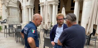 Turno prolungato Polizia Locale di Vicenza, Possamai riflette sulla riattivazione e incontra i gestori di locali nel centro storico Turno prolungato PL di Vicenza