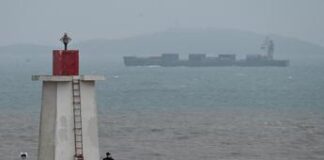 Taiwan: record di jet e navi militari Cina intorno all’isola dopo visita delegazione Usa