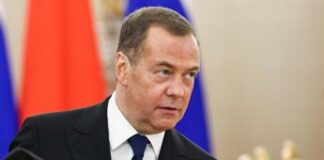 Ucraina, Medvedev: “Zelensky obiettivo militare legittimo per Russia”