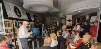 VicenzaPiù e ViPiu.it da 18 anni con la nostra comunità: il 2024 sia migliore per tutti, anche per chi non ama la libera informazione Presentazione di VicenzaPiùViva al bar Matteotti