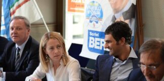 Il Domani e indagine anti ‘ndrangheta su ex senatore Filippi: contributi a Possamai (Pd) per regionali 2020 e a Fdl per politiche 2022 Alberto Filippi tra Berlato, Meloni e La Russa (foto del 14 maggio 2014)