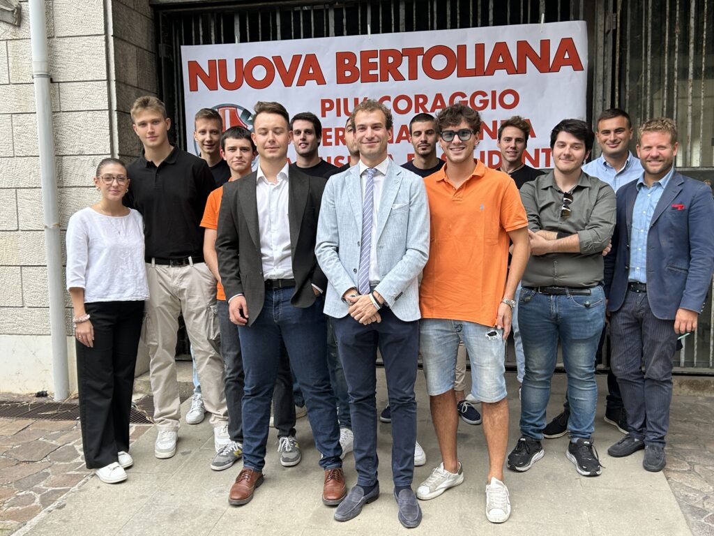 Biblioteca Bertoliana all'ex tribunale di Santa Corona, il sit-in con Jacopo Maltauro