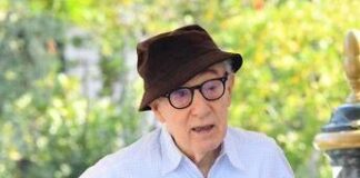 Ucraina ‘cancella’ Woody Allen dai teatri: “La cultura non copra crimini”