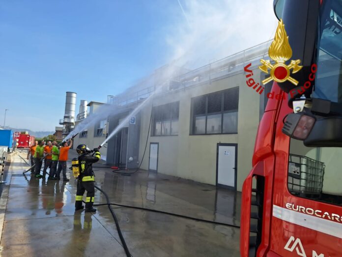 Arzignano incendio azienda stampaggio plastico