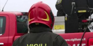 Brugherio, esplosione in capannone negozio di vernici: un morto