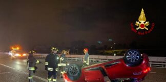 Scontro in autostrada A4 nella notte, due auto rovesciate tra i caselli di Montebello e Montecchio Maggiore: 4 feriti