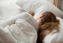 Insonnia frena i neuroni e rallenta il cervello, lo studio