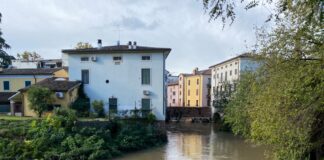 Maltempo Vicenza, nel pomeriggio attesa piena del Bacchiglione maltempo vicenza bacchiglione