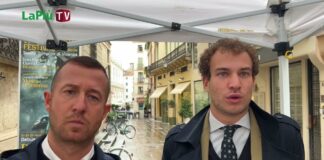 Già 300 firme per nuova Bertoliana all’ex tribunale di Santa Corona, Maltauro e Naclerio: “Possamai ferma senza giustificazioni lo sviluppo della città” Nuova Bertoliana all'ex tribunale di Santa Corona, Nicolò Naclerio (FdI) e Jacopo Maltauro (Lega) promuovono firme