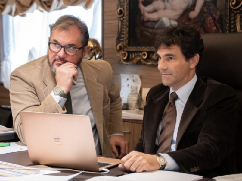 Alberto Filippi col difensore avv. Cesare dal Maso (Foto dal CorVeneto)