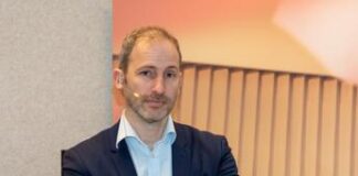 M5S, Casaleggio: “Sta morendo, è sotto gli occhi di tutti”
