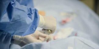 Torino, neonato salvato da cecità con intervento 3D ‘unico al mondo’