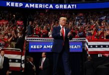Trump alle donne: sarò il vostro protettore. Ma circa trenta di loro hanno accusato l’ex presidente di aggressioni sessuali Il voto femminile potrebbe silurare Donald Trump all'elezione presidenziale del 2024.