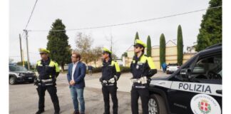 È partito il 1° novembre a Vicenza con la vigilanza nei cimiteri il nuovo servizio dei vigili di quartiere Avvio del nuovo servizio a Vicenza dei vigili di quartiere