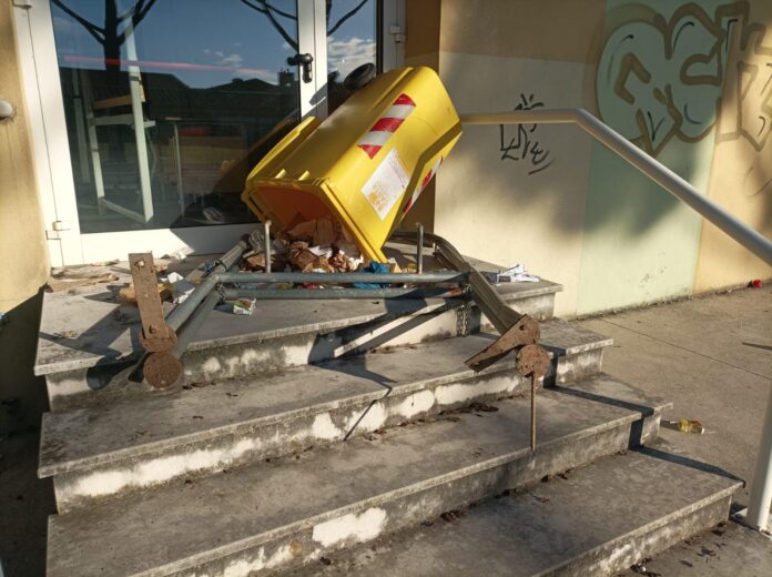 vandali scuola romano d'ezzelino