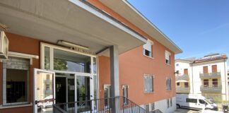 Albergo cittadino di via Giordano, scintille in Consiglio comunale. Zocca (FI) a Tosetto: “Che fine faranno gli attuali ospiti”? Albergo Cittadino Vicenza via Giordano Espropri Tav Comune di Vicenza